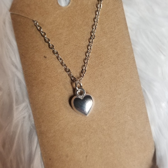 Valentine's Day Heart Necklace - Picture 3 of 14